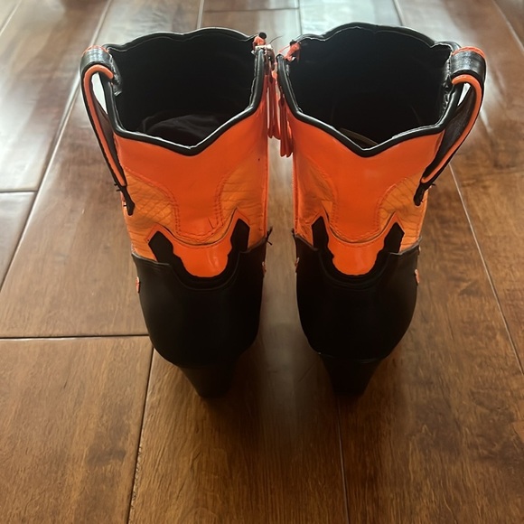 Ego Hartley orange snake print western ankle boot Size 7 - Picture 4 of 10